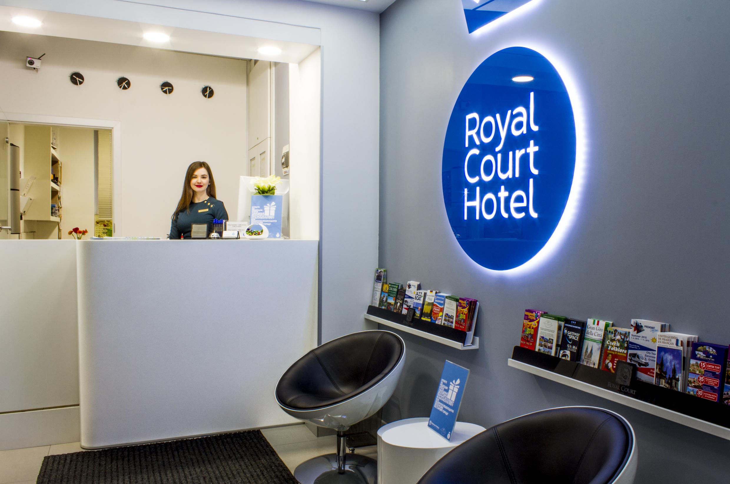 Royal Court Hotel Praga Esterno foto