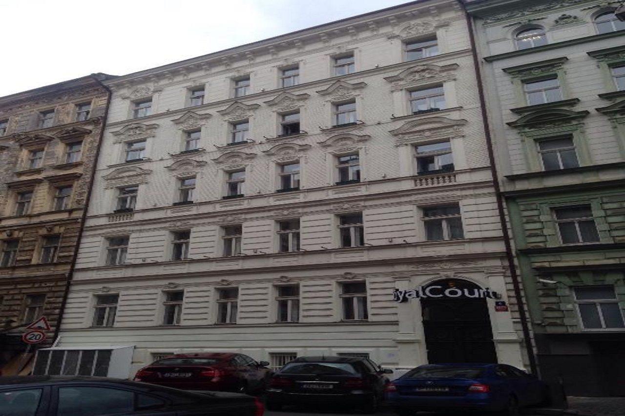 Royal Court Hotel Praga Esterno foto